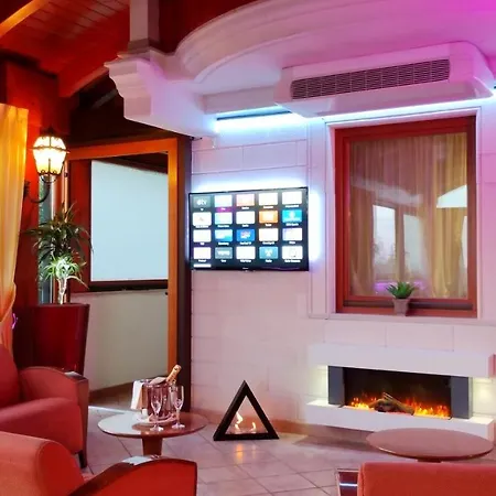 Ξενοδοχείο Ristorante Rossemi 3*