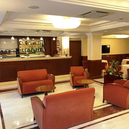 Ξενοδοχείο Ristorante Rossemi 3*